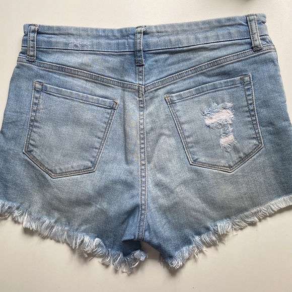 JBD High Rise Frayed Hem Denim Shorts - Picture 4 of 4